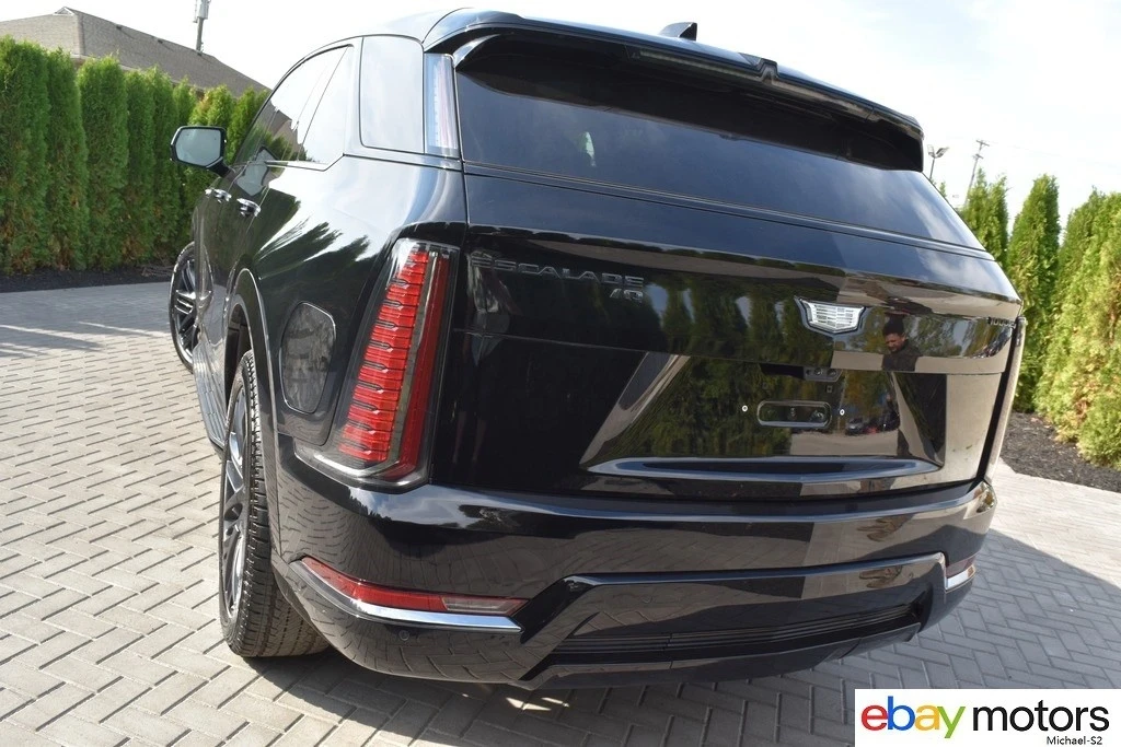 2025 Cadillac Escalade IQ - Image 6 of 21