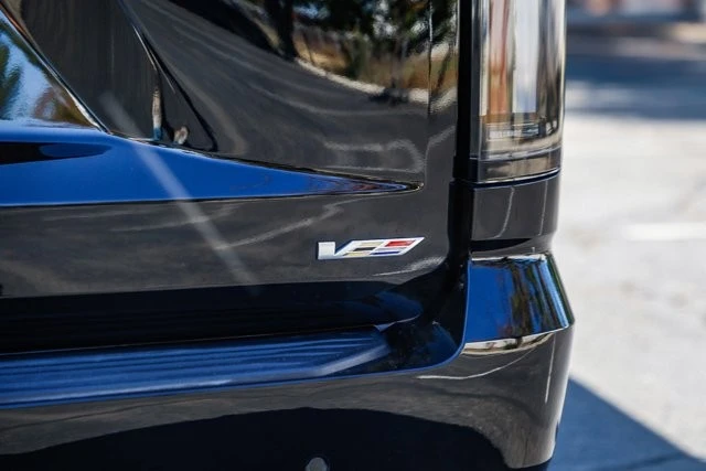 2025 Cadillac Escalade-V 5th Gen - Image 9 of 12