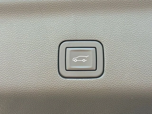 2025 Cadillac Escalade-V 5th Gen - Image 12 of 12