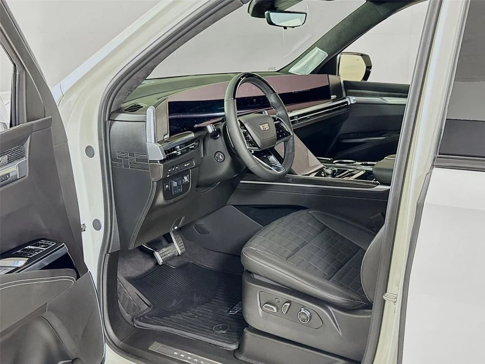 2025 Cadillac Escalade-V 5th Gen - Image 12 of 12