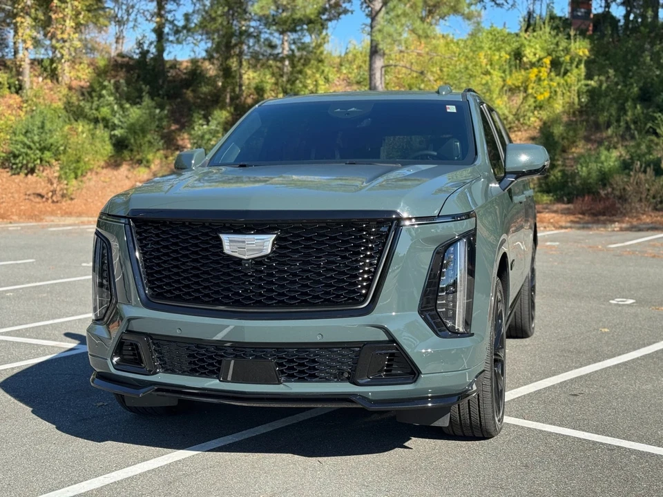 2025 Cadillac Escalade-V 5th Gen - Image 3 of 12