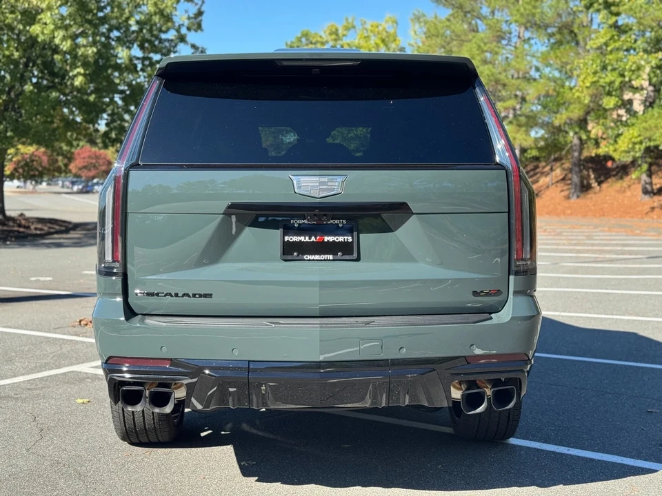 2025 Cadillac Escalade-V 5th Gen - Image 10 of 12