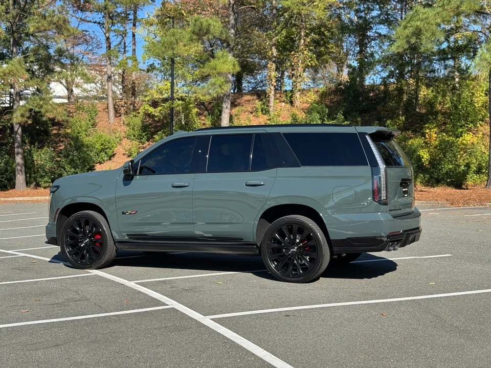 2025 Cadillac Escalade-V 5th Gen - Image 7 of 12