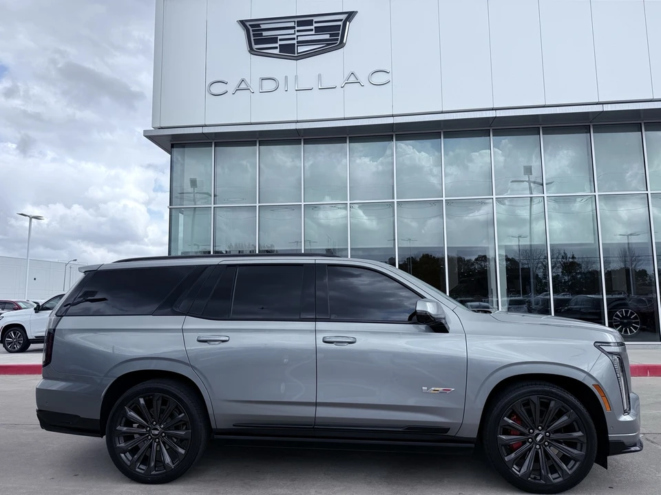 2025 Cadillac Escalade-V 5th Gen - Image 4 of 19