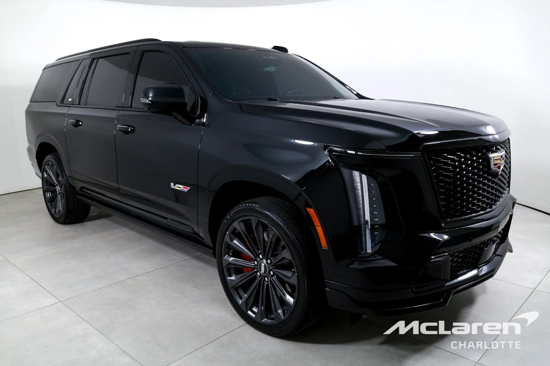 2025 Cadillac Escalade 5th Gen - Image 3 of 21