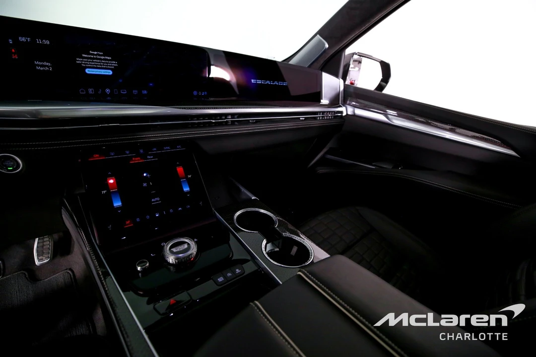 2025 Cadillac Escalade 5th Gen - Image 15 of 21