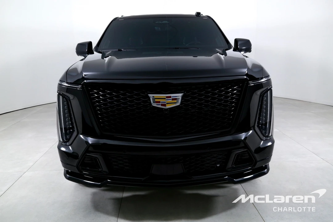 2025 Cadillac Escalade 5th Gen - Image 4 of 21