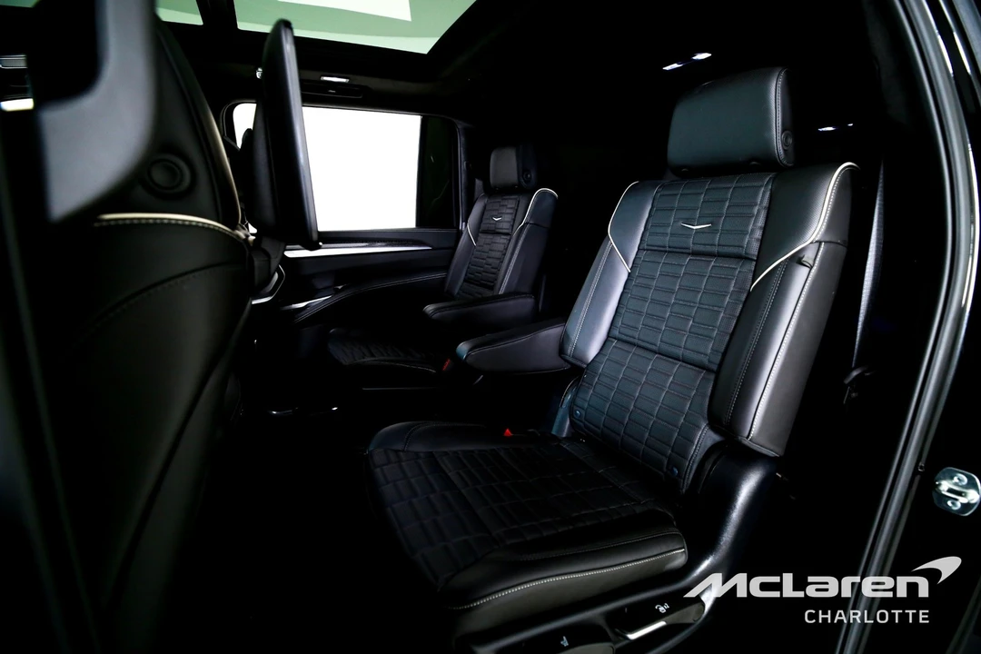 2025 Cadillac Escalade 5th Gen - Image 18 of 21