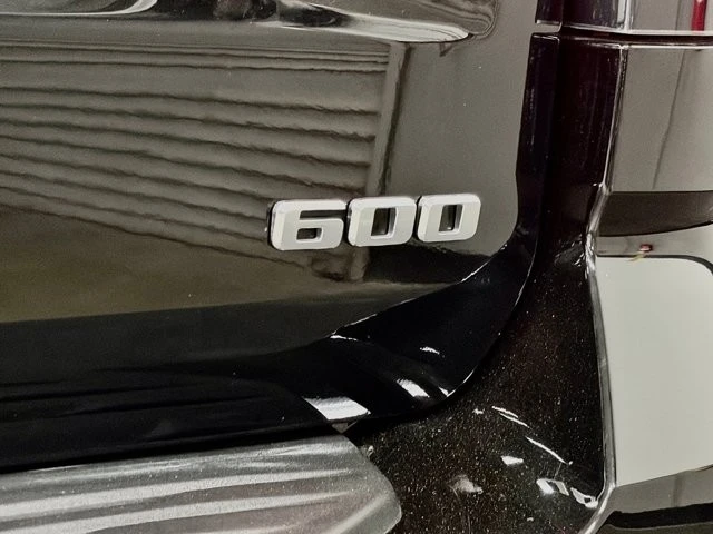 2025 Cadillac Escalade 5th Gen - Image 14 of 21