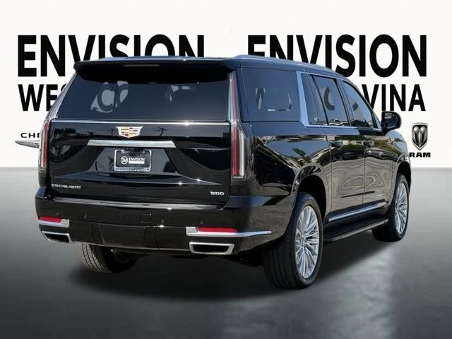 2025 Cadillac Escalade 5th Gen - Image 11 of 12
