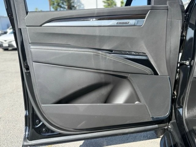 2025 Cadillac Escalade 5th Gen - Image 13 of 21