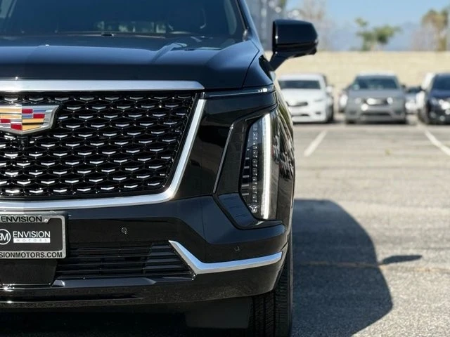 2025 Cadillac Escalade 5th Gen - Image 4 of 21