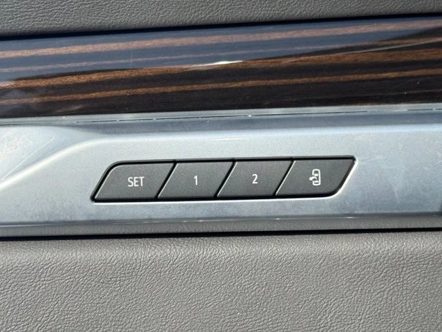 2025 Cadillac Escalade 5th Gen - Image 16 of 21