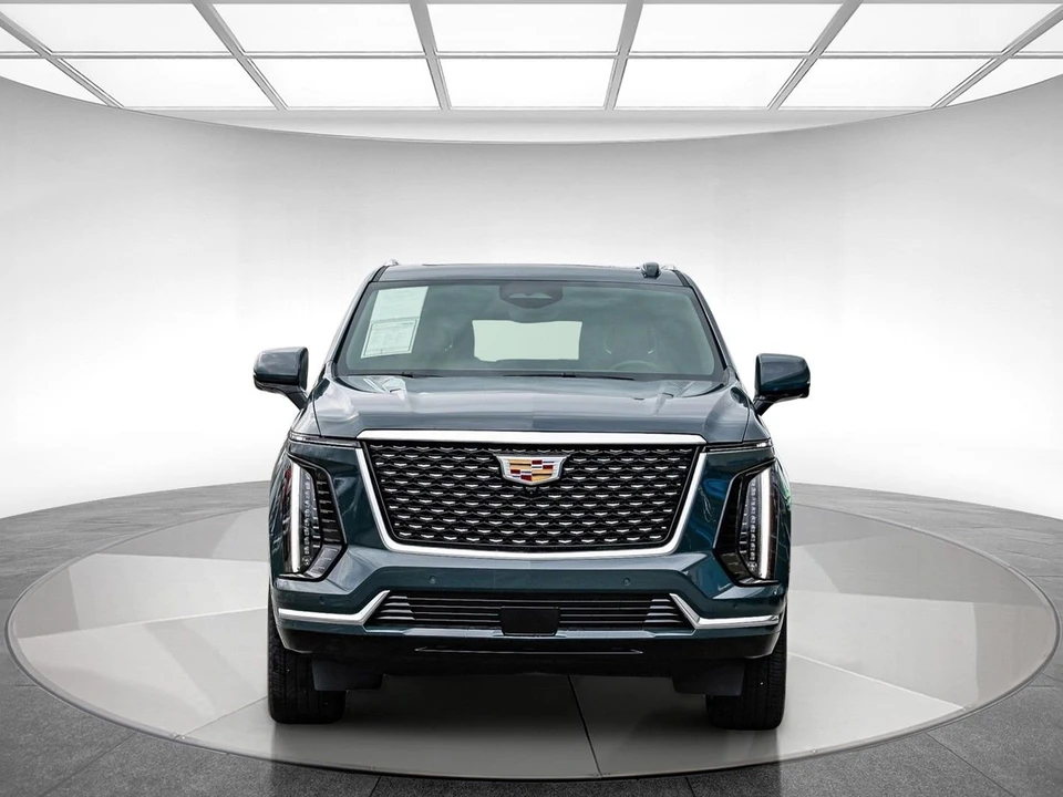 2025 Cadillac Escalade 5th Gen - Image 6 of 12