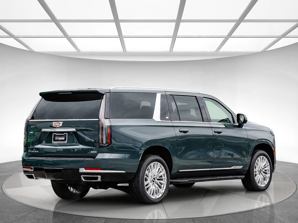 2025 Cadillac Escalade 5th Gen - Image 4 of 21
