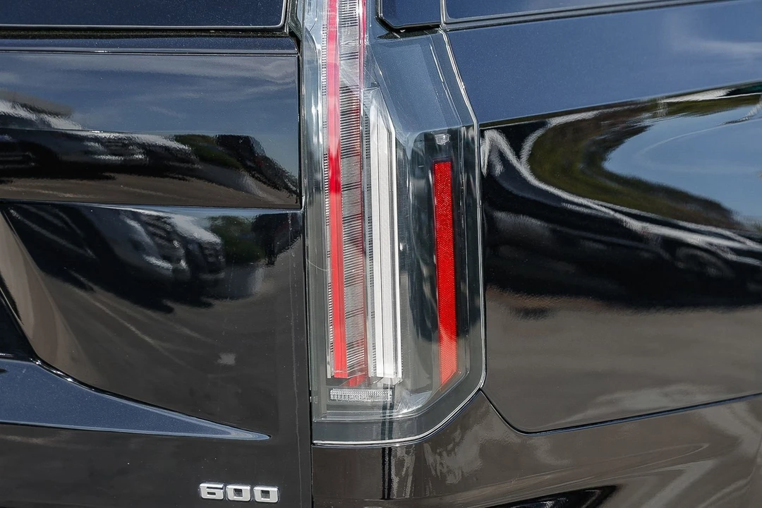 2025 Cadillac Escalade 5th Gen - Image 8 of 21