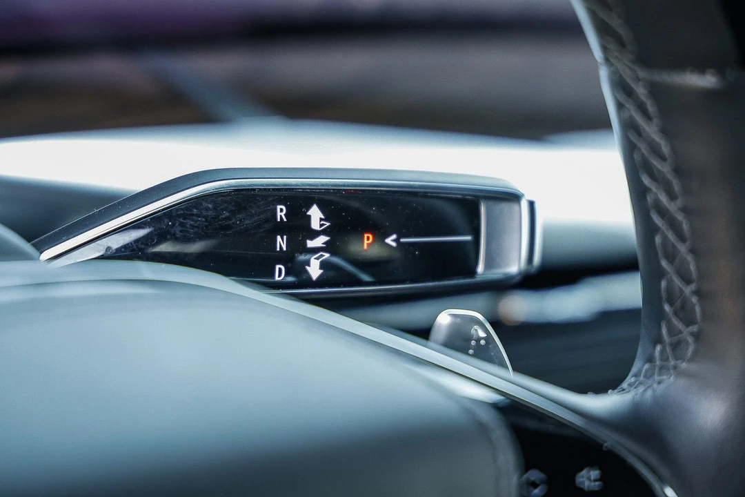 2025 Cadillac Escalade 5th Gen - Image 20 of 21