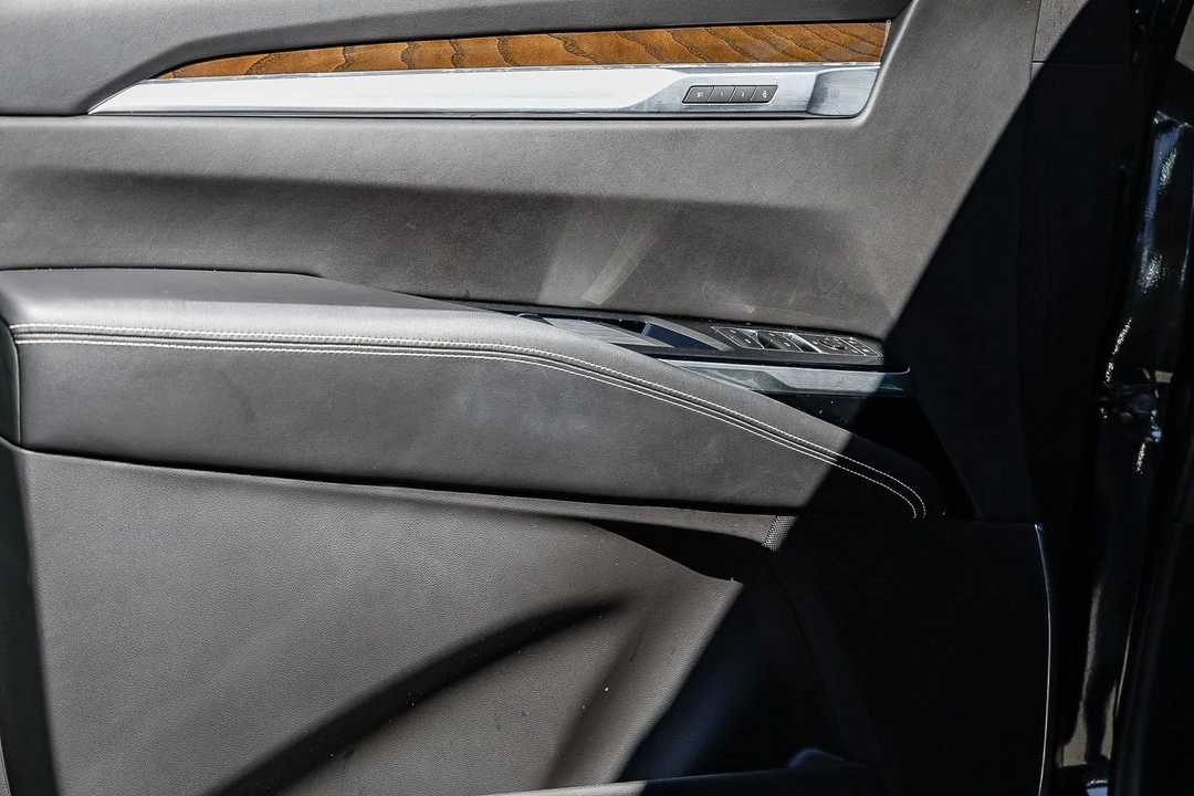 2025 Cadillac Escalade 5th Gen - Image 21 of 21