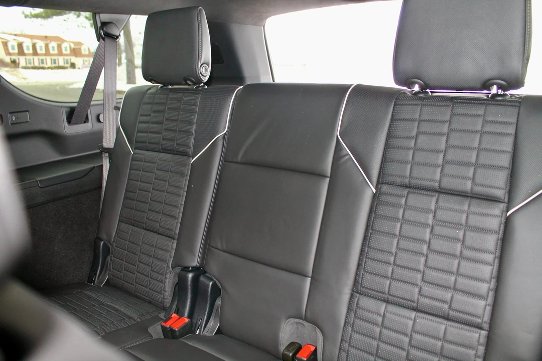2025 Cadillac Escalade 5th Gen - Image 23 of 31