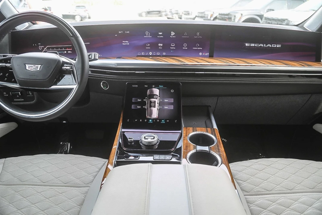 2025 Cadillac Escalade 5th Gen - Image 10 of 21