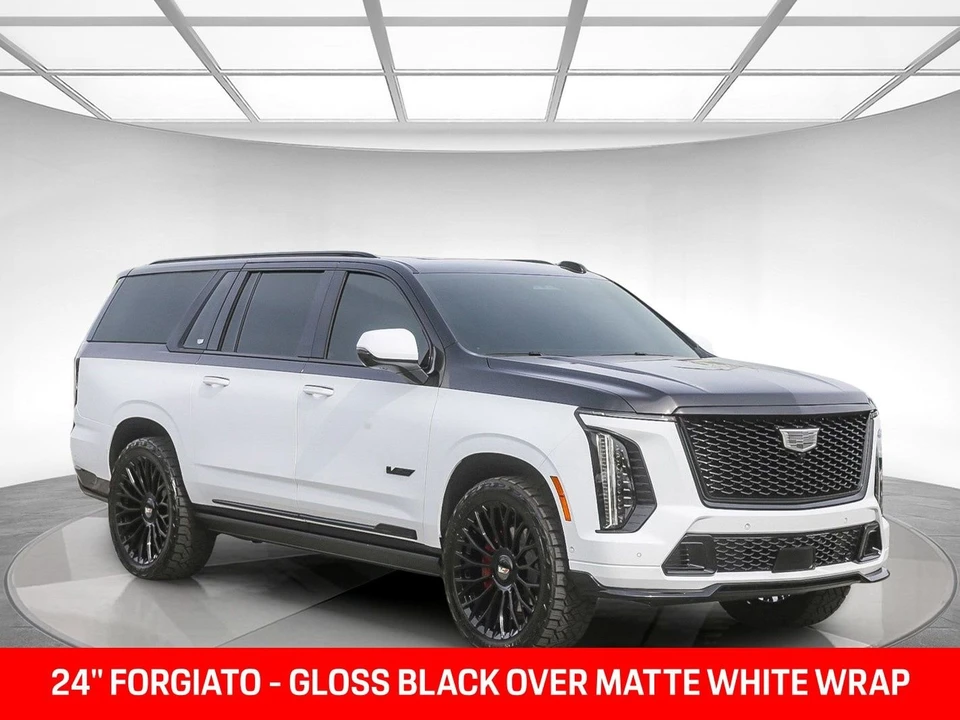 2025 Cadillac Escalade-V 5th Gen - Image 5 of 21