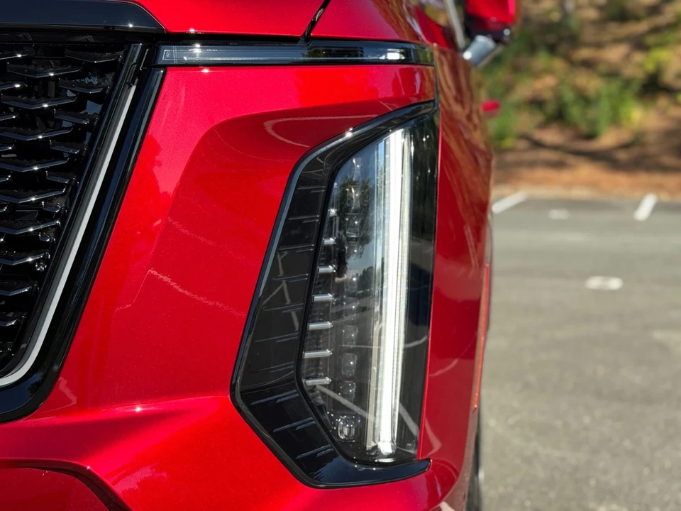 2025 Cadillac Escalade-V 5th Gen - Image 16 of 21