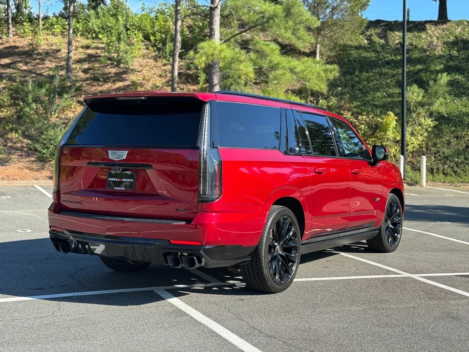 2025 Cadillac Escalade-V 5th Gen - Image 11 of 21