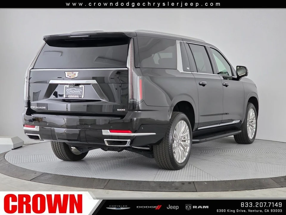 2025 Cadillac Escalade 5th Gen - Image 7 of 21