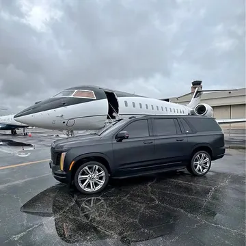2025 Cadillac Escalade ESV Premium Luxury Sport Utility 4D