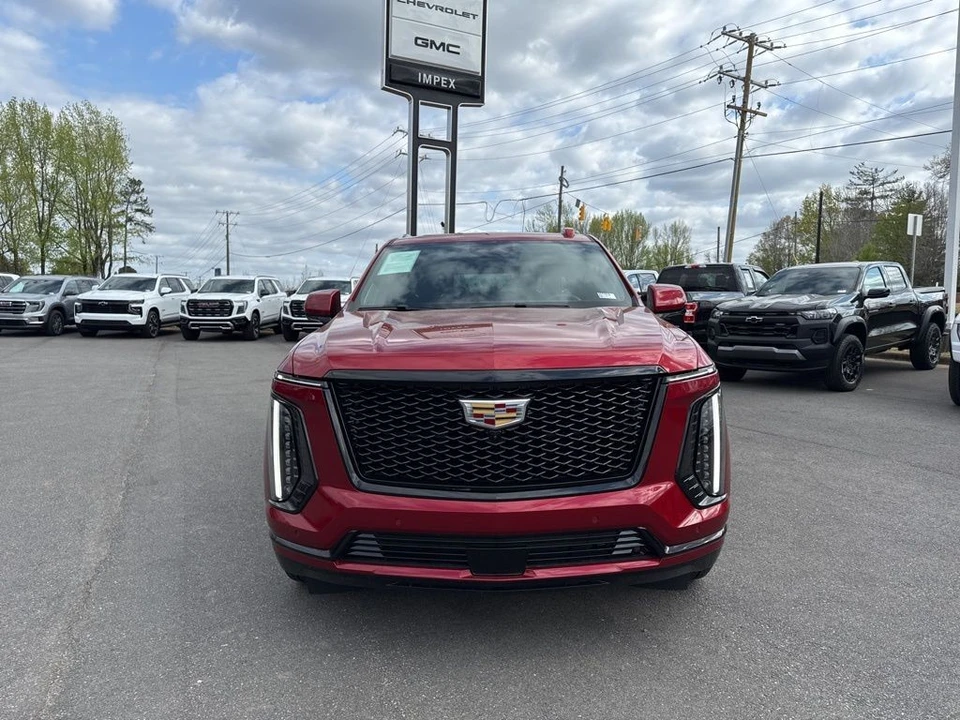 2025 Cadillac Escalade 5th Gen - Image 8 of 21