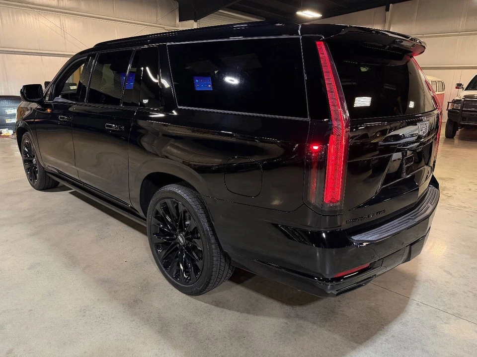 2025 Cadillac Escalade 5th Gen - Image 3 of 12