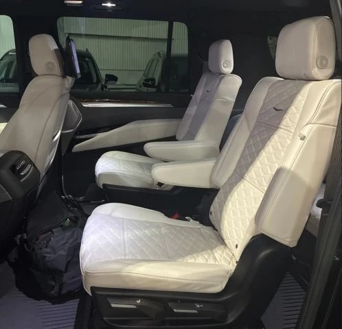 2025 Cadillac Escalade 5th Gen - Image 6 of 8