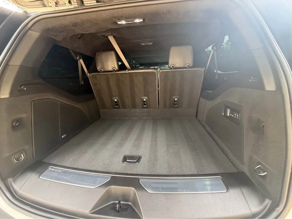 2025 Cadillac Escalade-V 5th Gen - Image 12 of 13