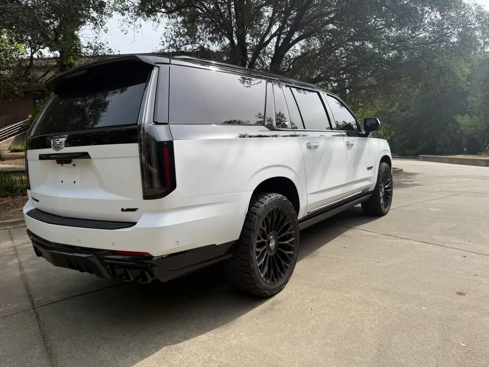 2025 Cadillac Escalade-V 5th Gen - Image 6 of 13