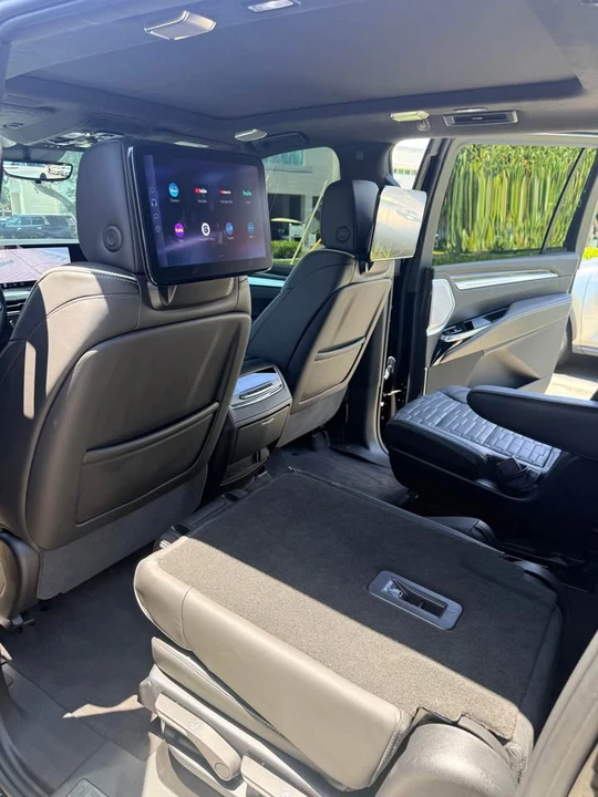 2025 Cadillac Escalade-V 5th Gen - Image 9 of 10