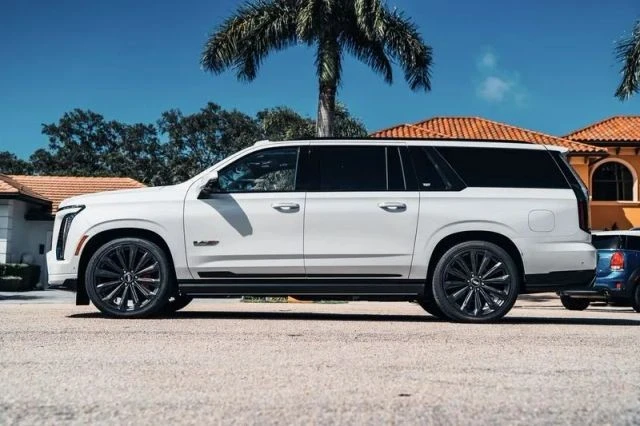 2025 Cadillac Escalade-V 5th Gen - Image 3 of 21