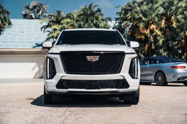 2025 Cadillac Escalade-V 5th Gen - Image 2 of 21