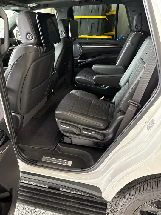 2025 Cadillac Escalade-V 5th Gen - Image 8 of 14
