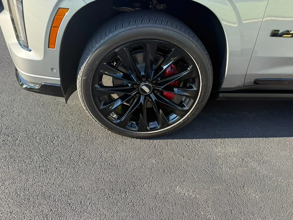 2025 Cadillac Escalade-V 5th Gen - Image 2 of 8