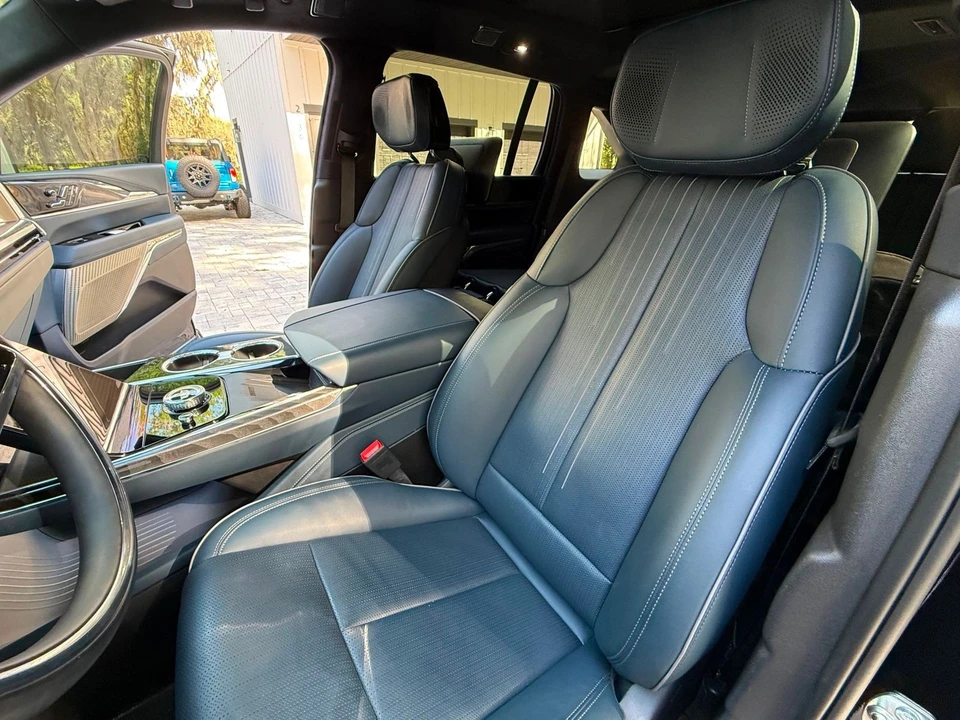2025 Cadillac Escalade IQ - Image 5 of 12