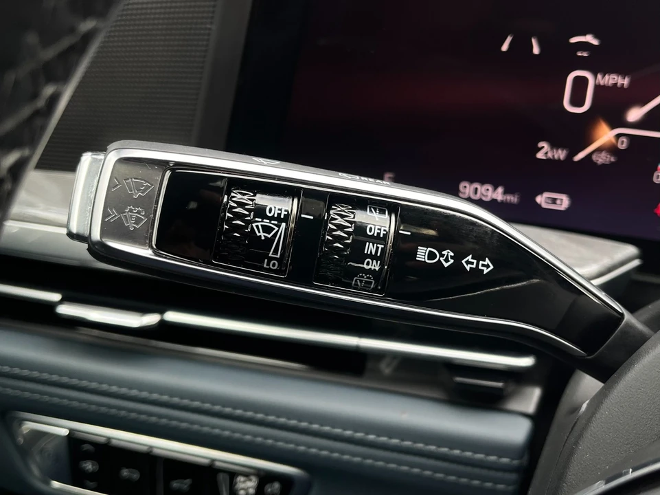 2025 Cadillac Escalade IQ - Image 20 of 21