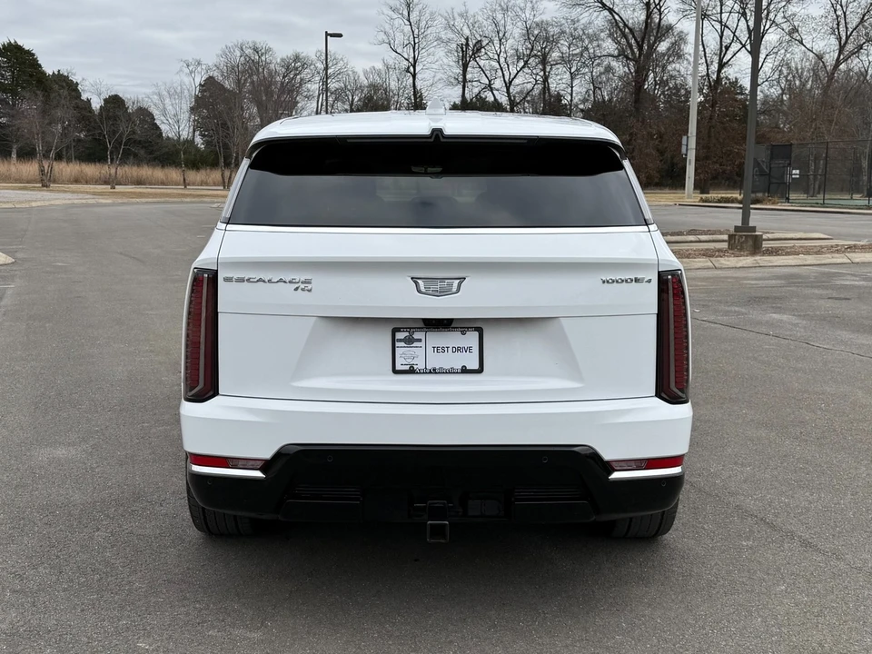 2025 Cadillac Escalade IQ - Image 6 of 12