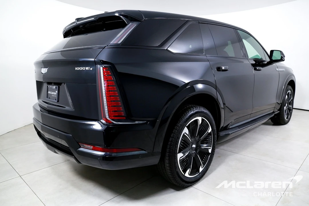 2025 Cadillac Escalade IQ - Image 8 of 12