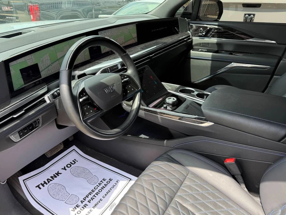 2025 Cadillac Escalade IQ - Image 8 of 31