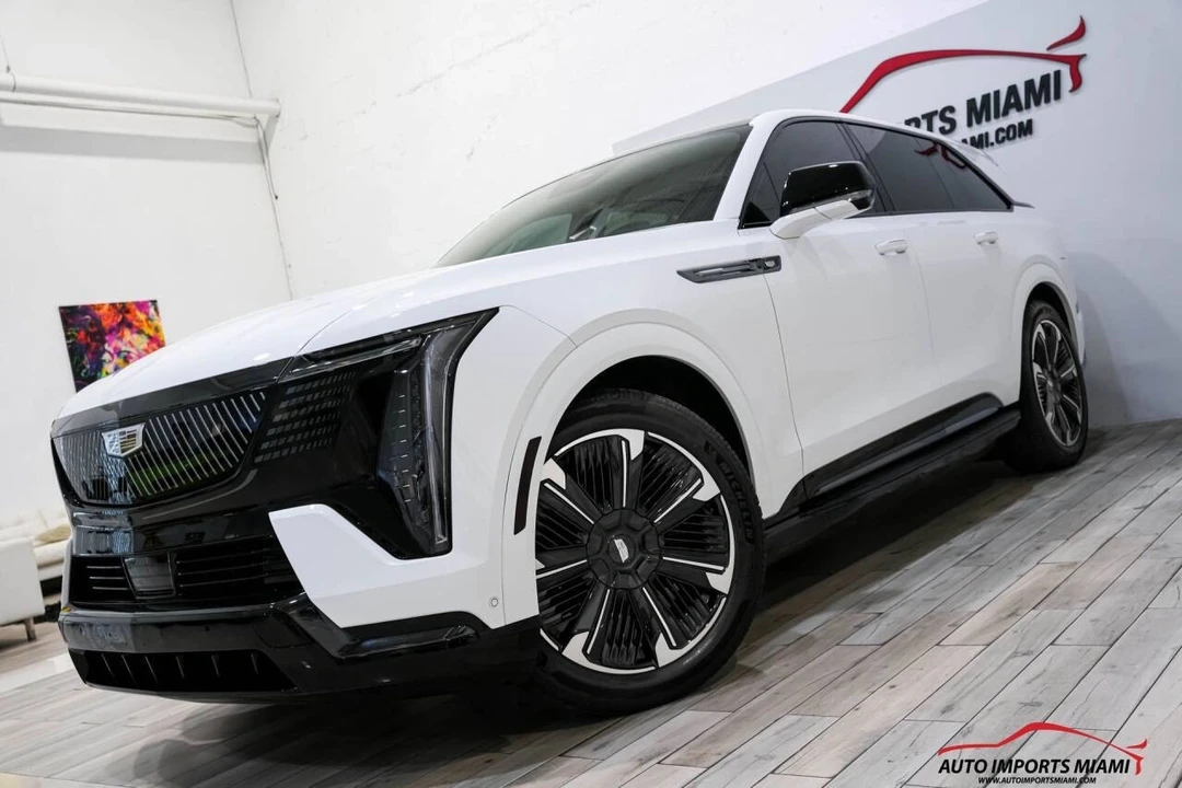 2025 Cadillac Escalade IQ - Image 3 of 12