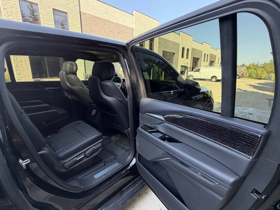 2025 Cadillac Escalade IQ - Image 21 of 21