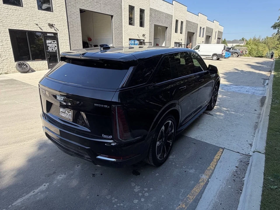 2025 Cadillac Escalade IQ - Image 9 of 21