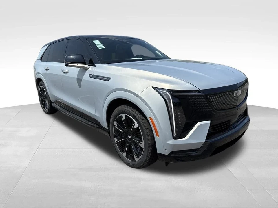 2025 Cadillac Escalade IQ - Image 6 of 12