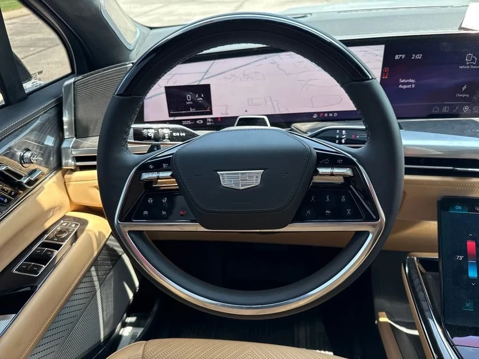 2025 Cadillac Escalade IQ - Image 11 of 12