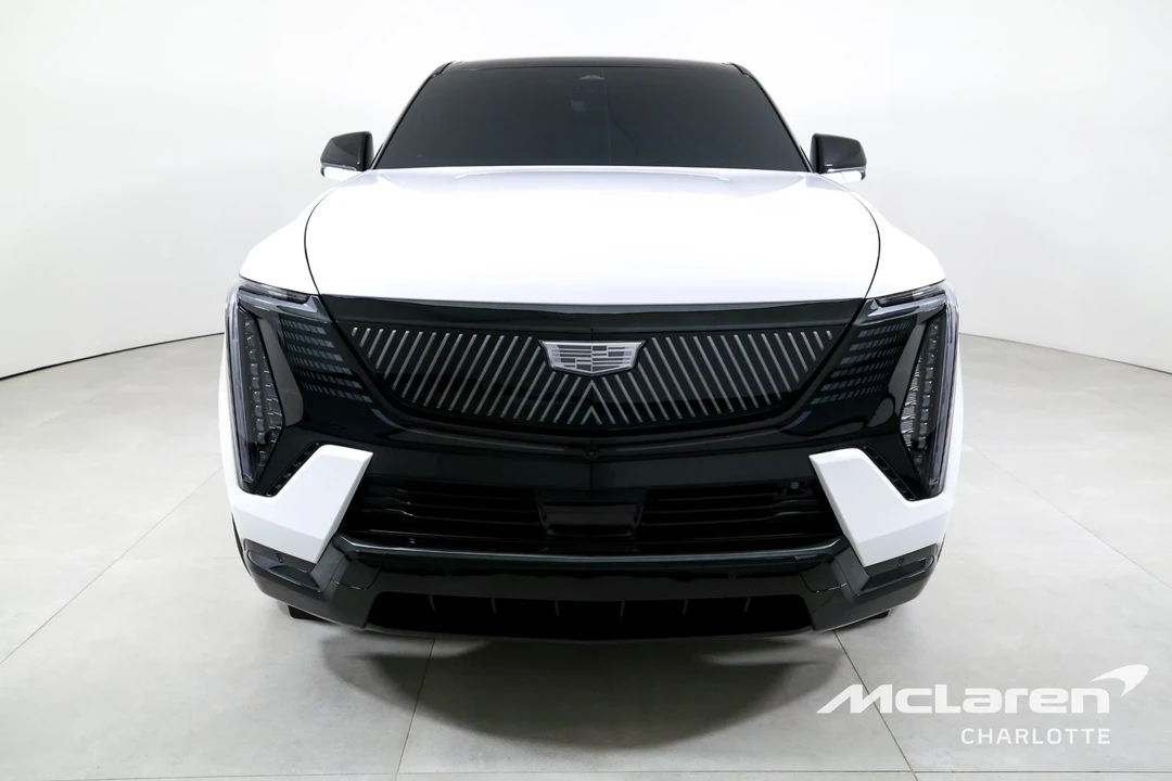 2025 Cadillac Escalade IQ - Image 4 of 12